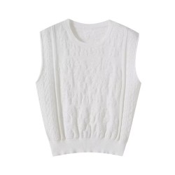 French lace sleeveless T-shirt