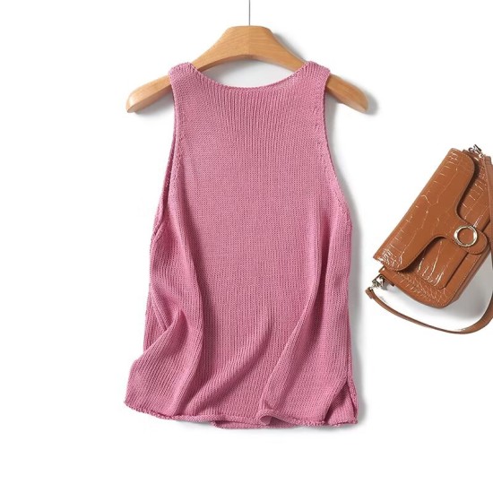 Knitted sleeveless T-shirt Knitted sleeveless T-shirt