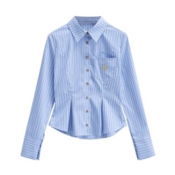 Vertical stripe pocket embroidery shirt