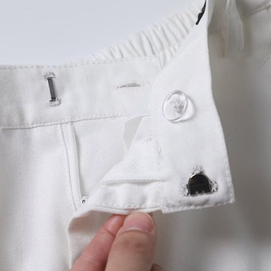 Mid-rise commuter shorts