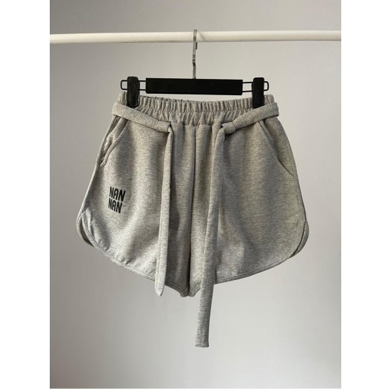 High waisted shorts with elastic drawstring High waisted shorts with elastic drawstring