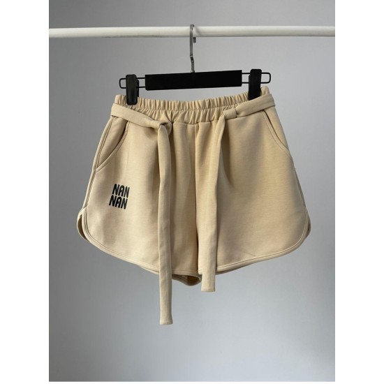 High waisted shorts with elastic drawstring High waisted shorts with elastic drawstring