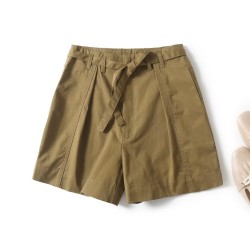 Casual shorts with pockets