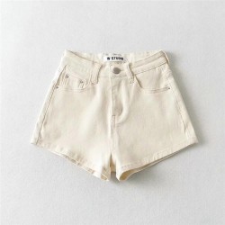 Hip-hugging slim denim shorts