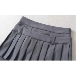 All-match pleated shorts