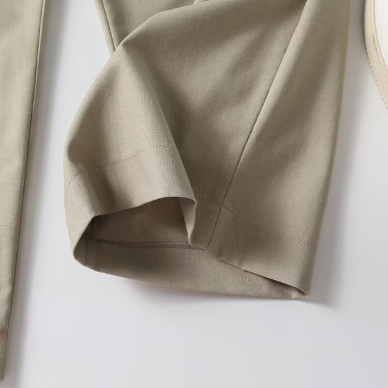 Simple commuter trousers Simple commuter trousers