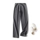 Fashionable straight trousers for commuting Fashionable straight trousers for commuting